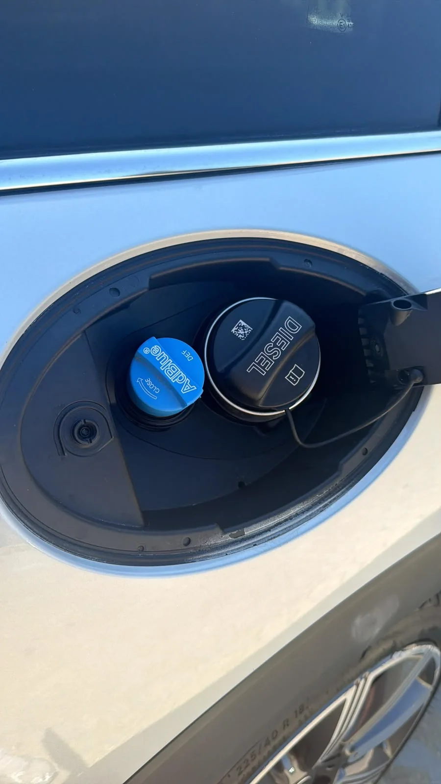 Vano carburante dopo la pulizia